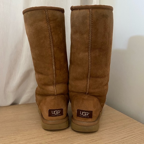 **SOLD** EUC UGG CLASSIC TALL size 7 - Picture 3 of 11